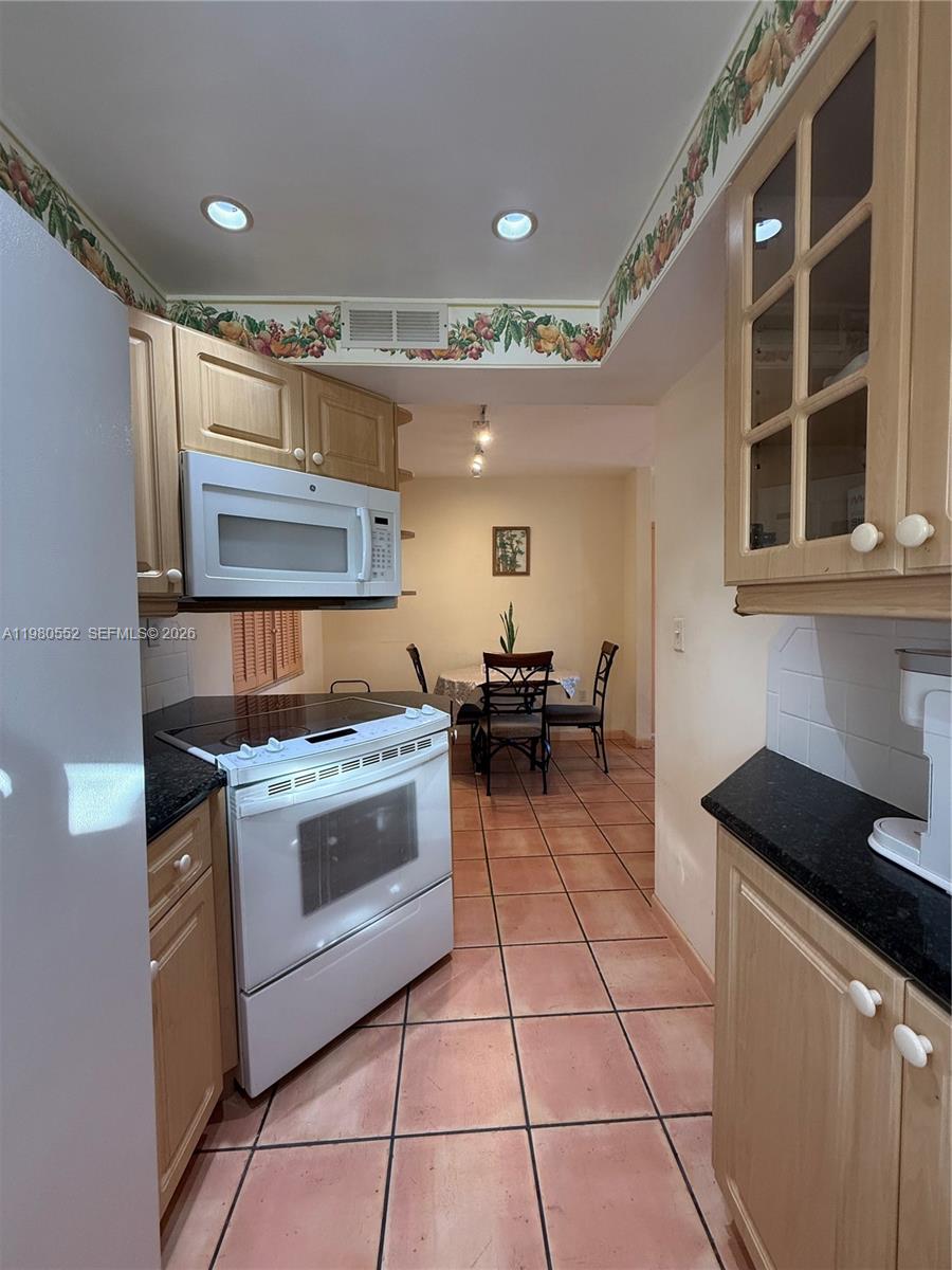 1480 INC CONDO - Residential Lease