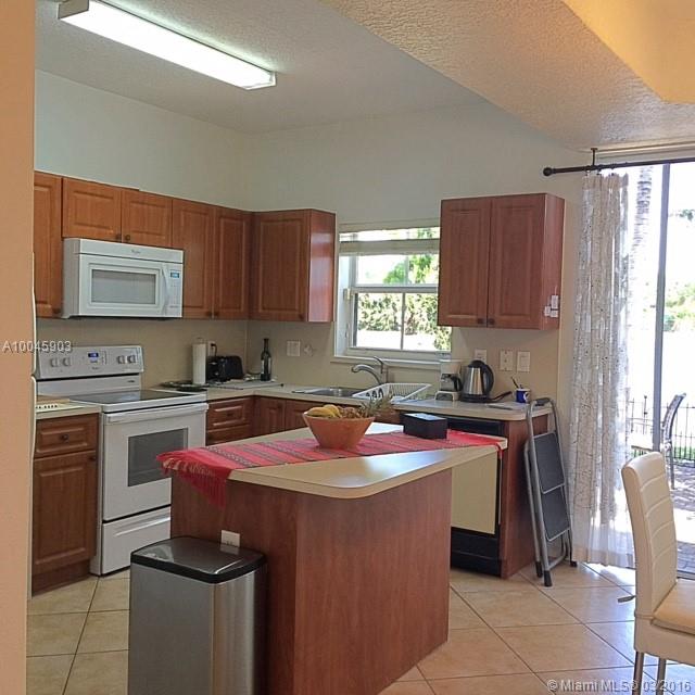 THE GATES AT DORAL ISLES - Residential Lease