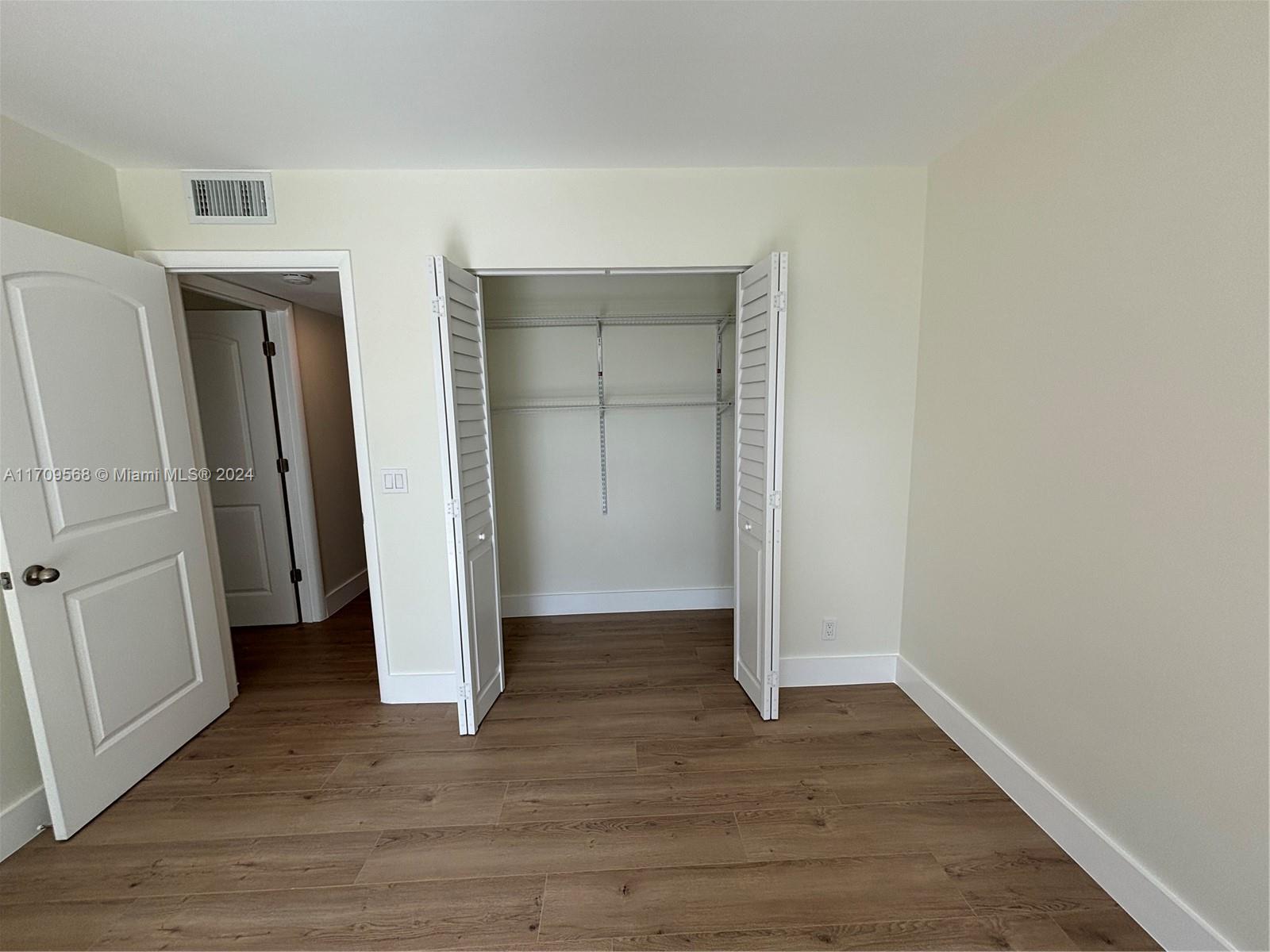 NEW HAMPTON AT CENTURY VI - Residential
