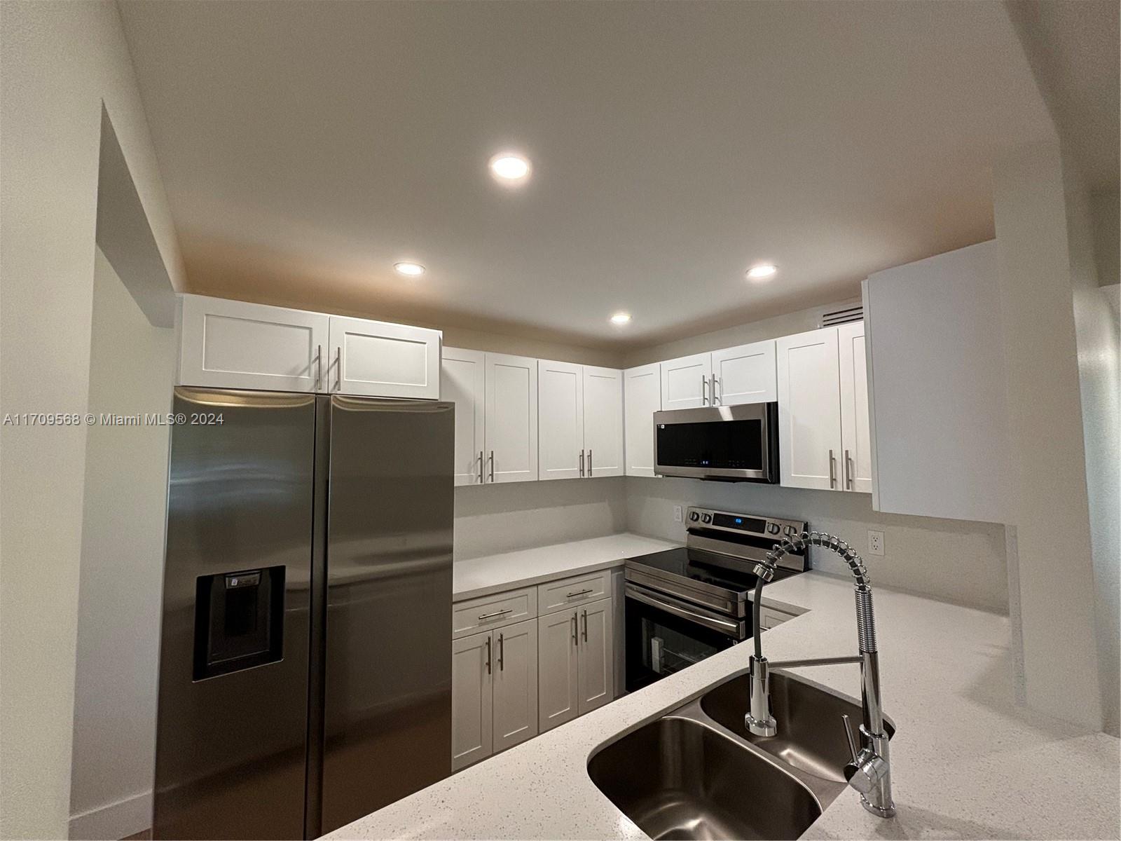NEW HAMPTON AT CENTURY VI - Residential