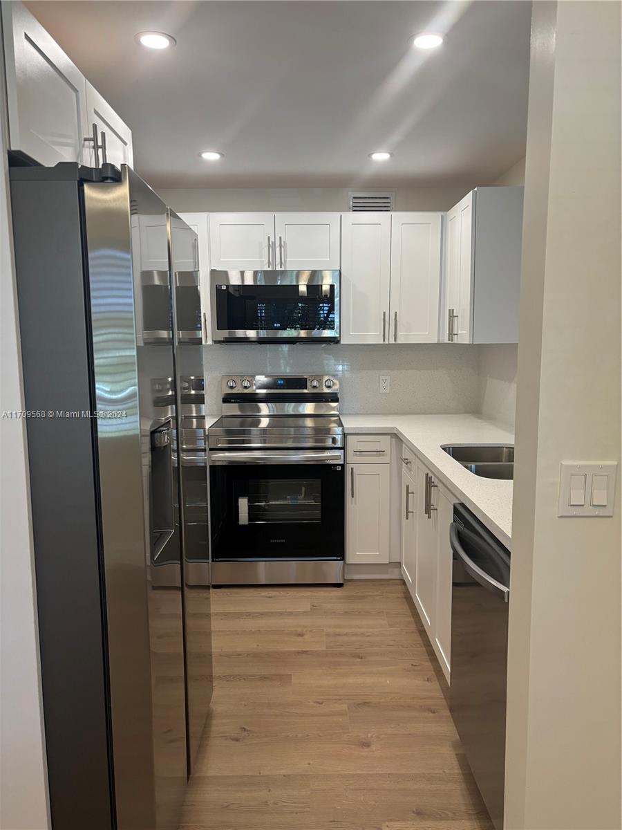 NEW HAMPTON AT CENTURY VI - Residential