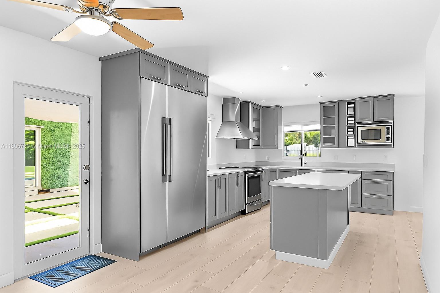 AVOCADO HOMES - Residential