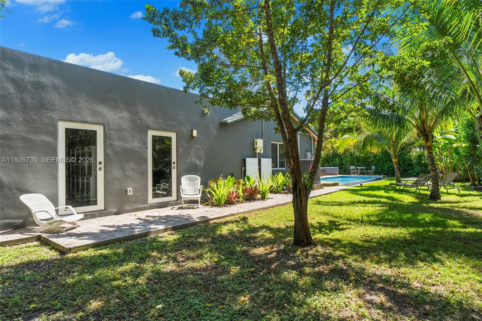 AVOCADO HOMES - Residential