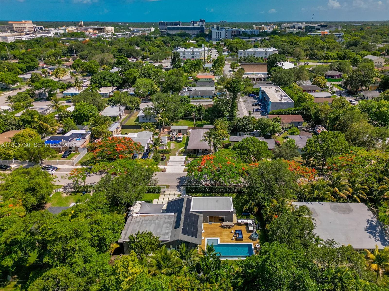 AVOCADO HOMES - Residential