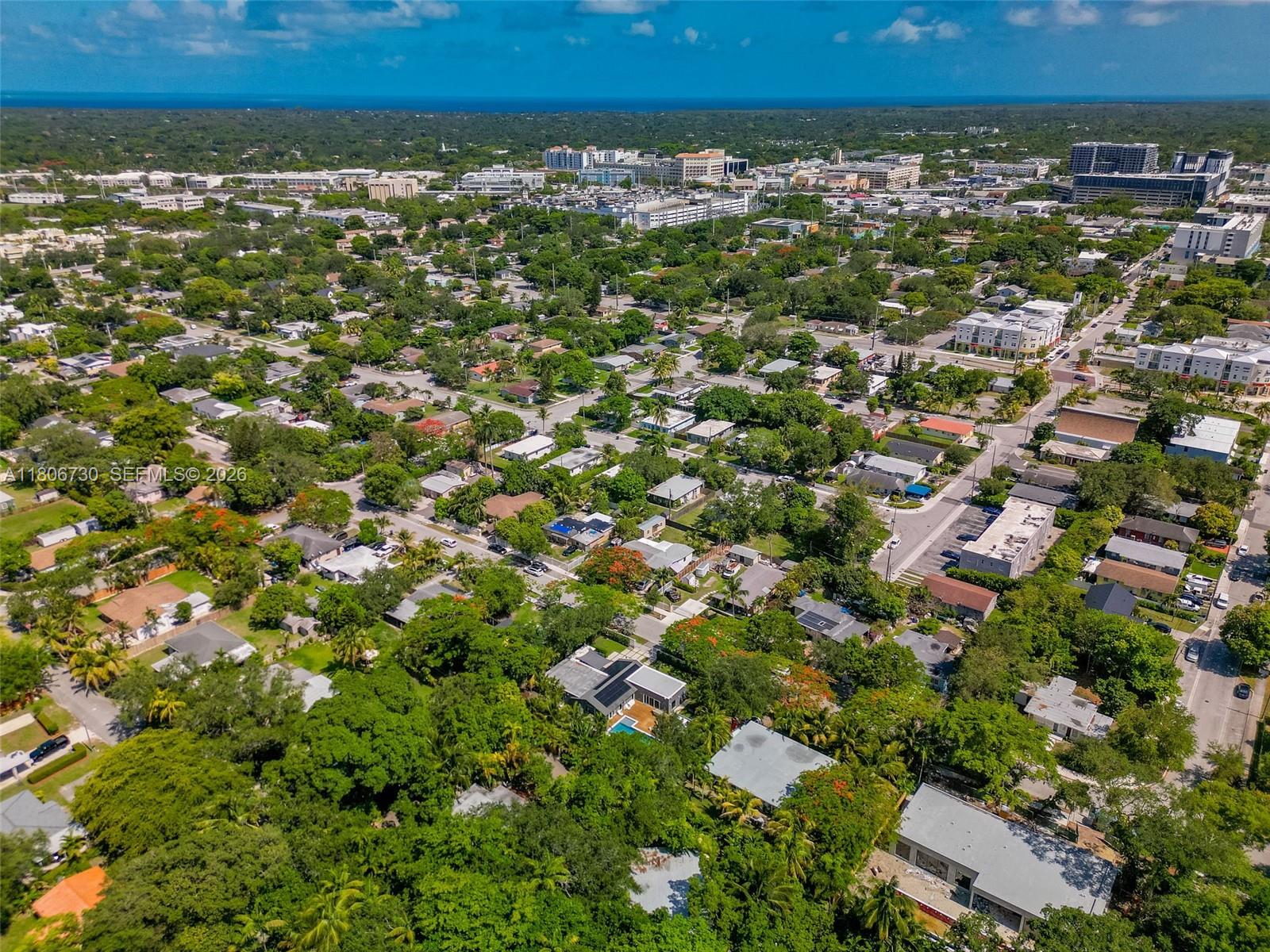 AVOCADO HOMES - Residential