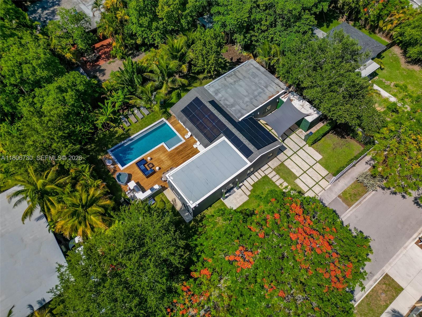 AVOCADO HOMES - Residential