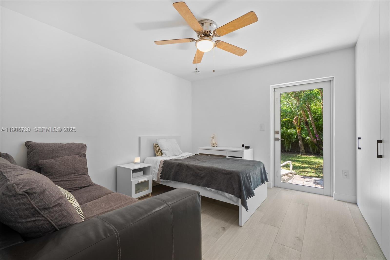 AVOCADO HOMES - Residential