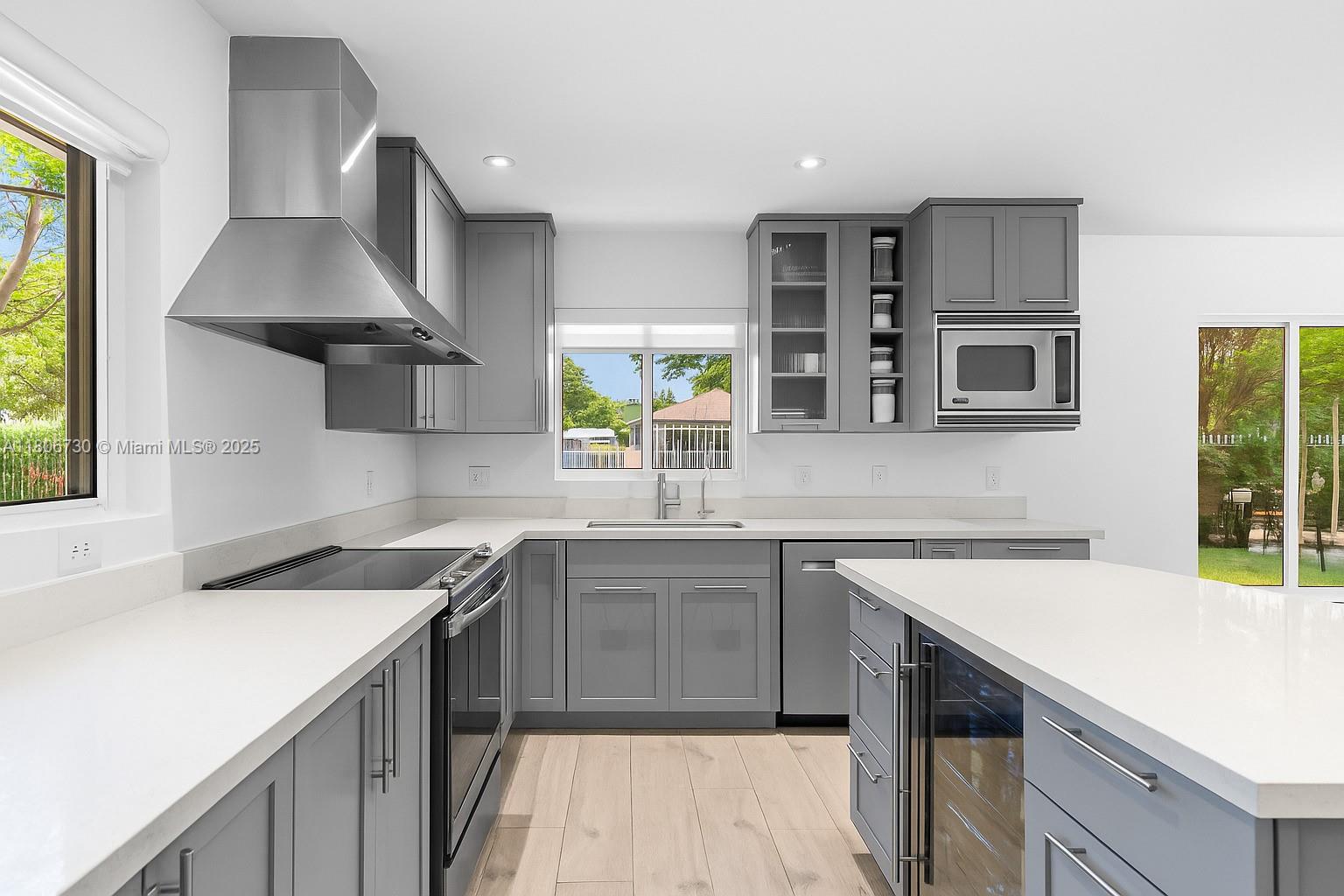 AVOCADO HOMES - Residential