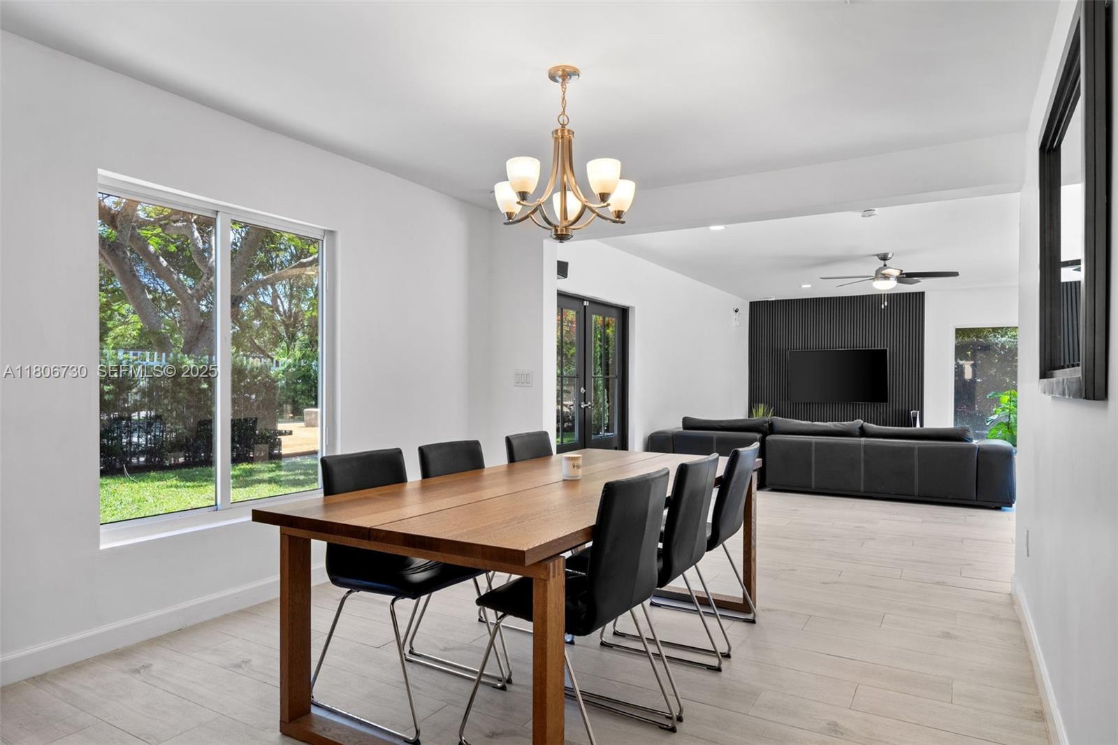 AVOCADO HOMES - Residential