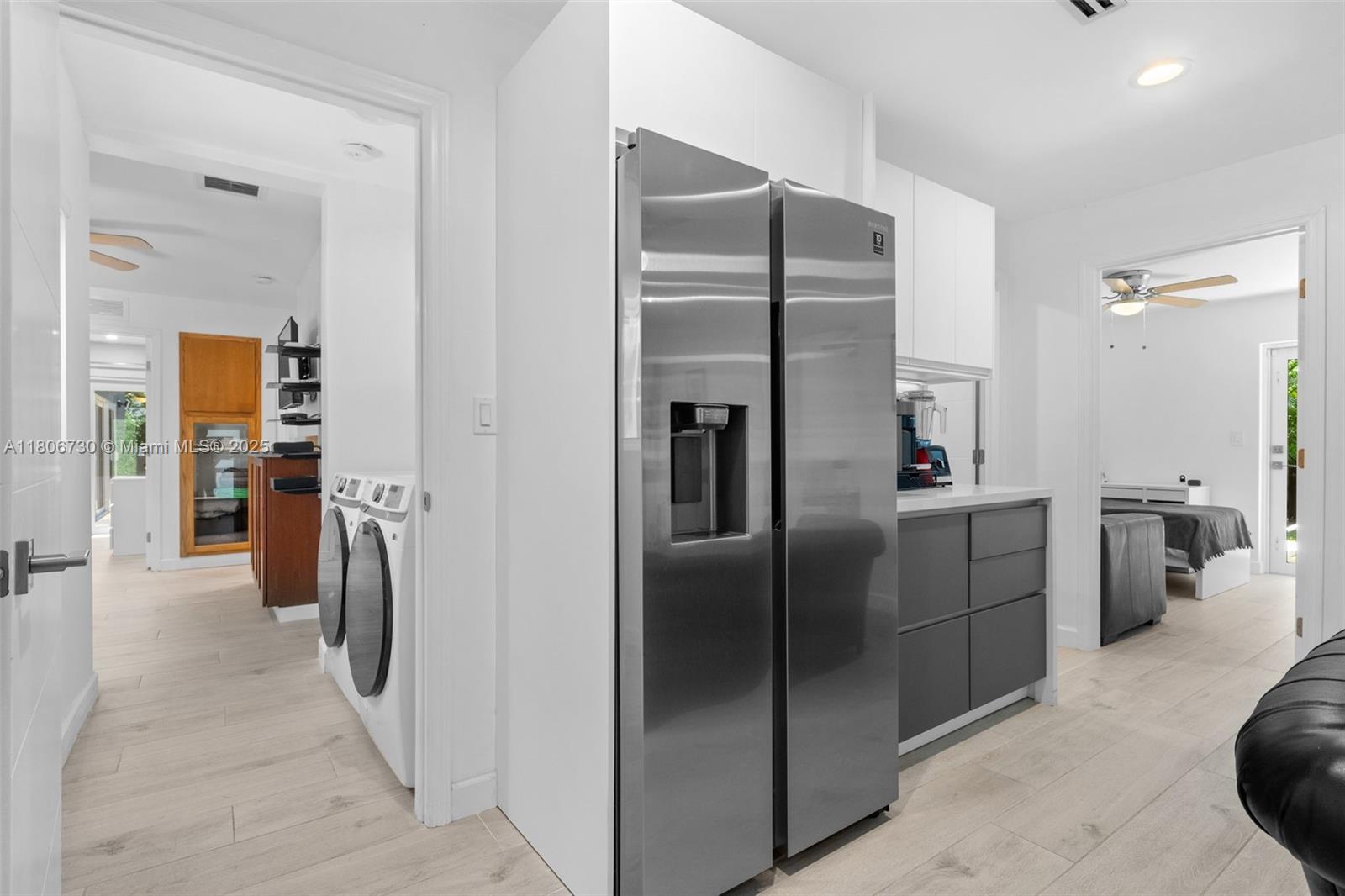 AVOCADO HOMES - Residential