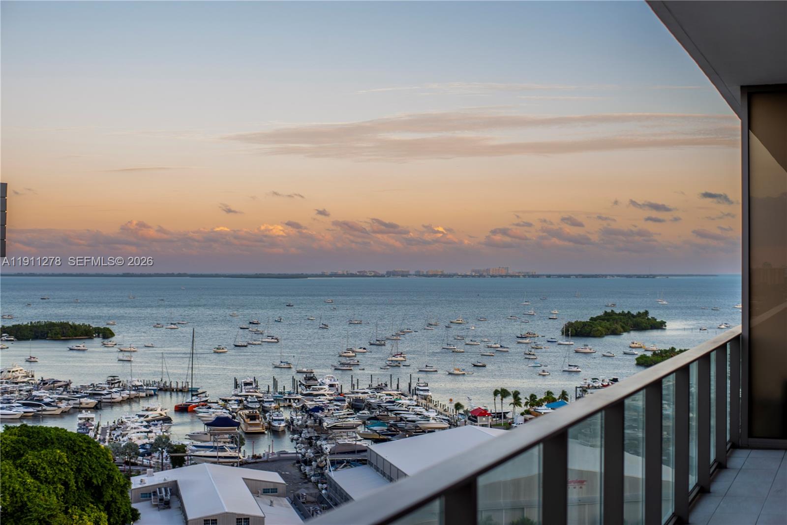 MR.C RESIDENCES COCONUT G - Residential