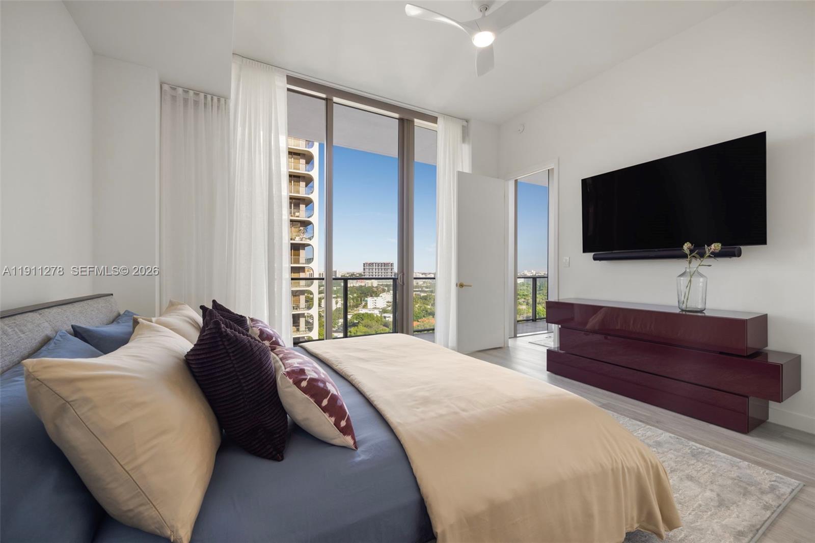 MR.C RESIDENCES COCONUT G - Residential