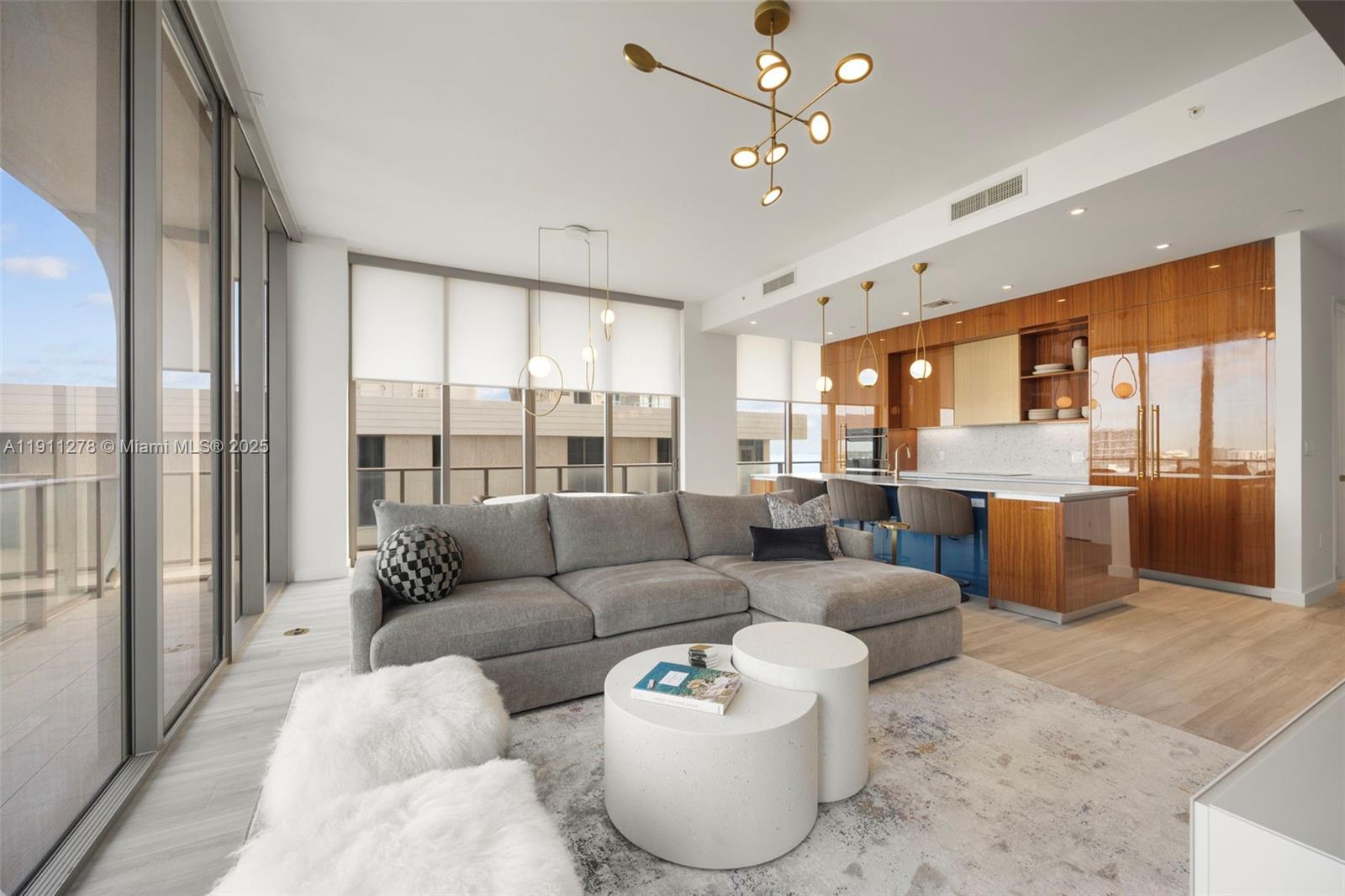 MR.C RESIDENCES COCONUT G - Residential