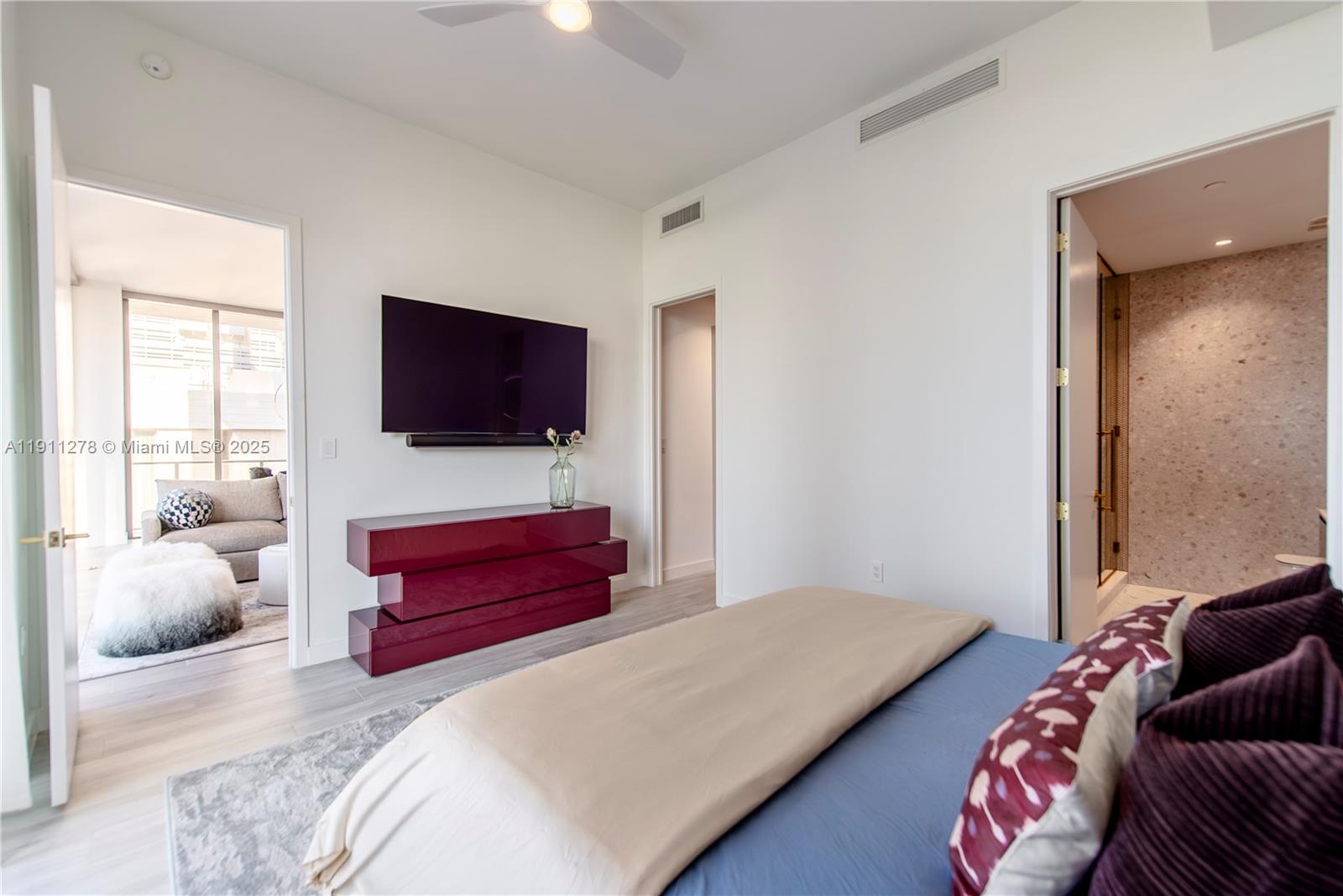 MR.C RESIDENCES COCONUT G - Residential