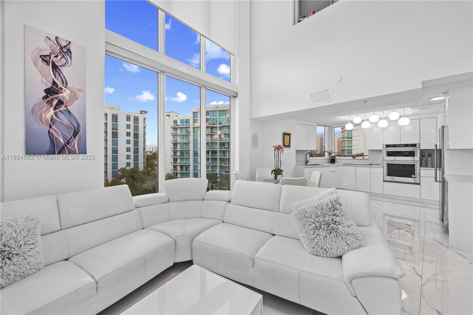 EASTSIDE AT AVENTURA COND - Residential Lease