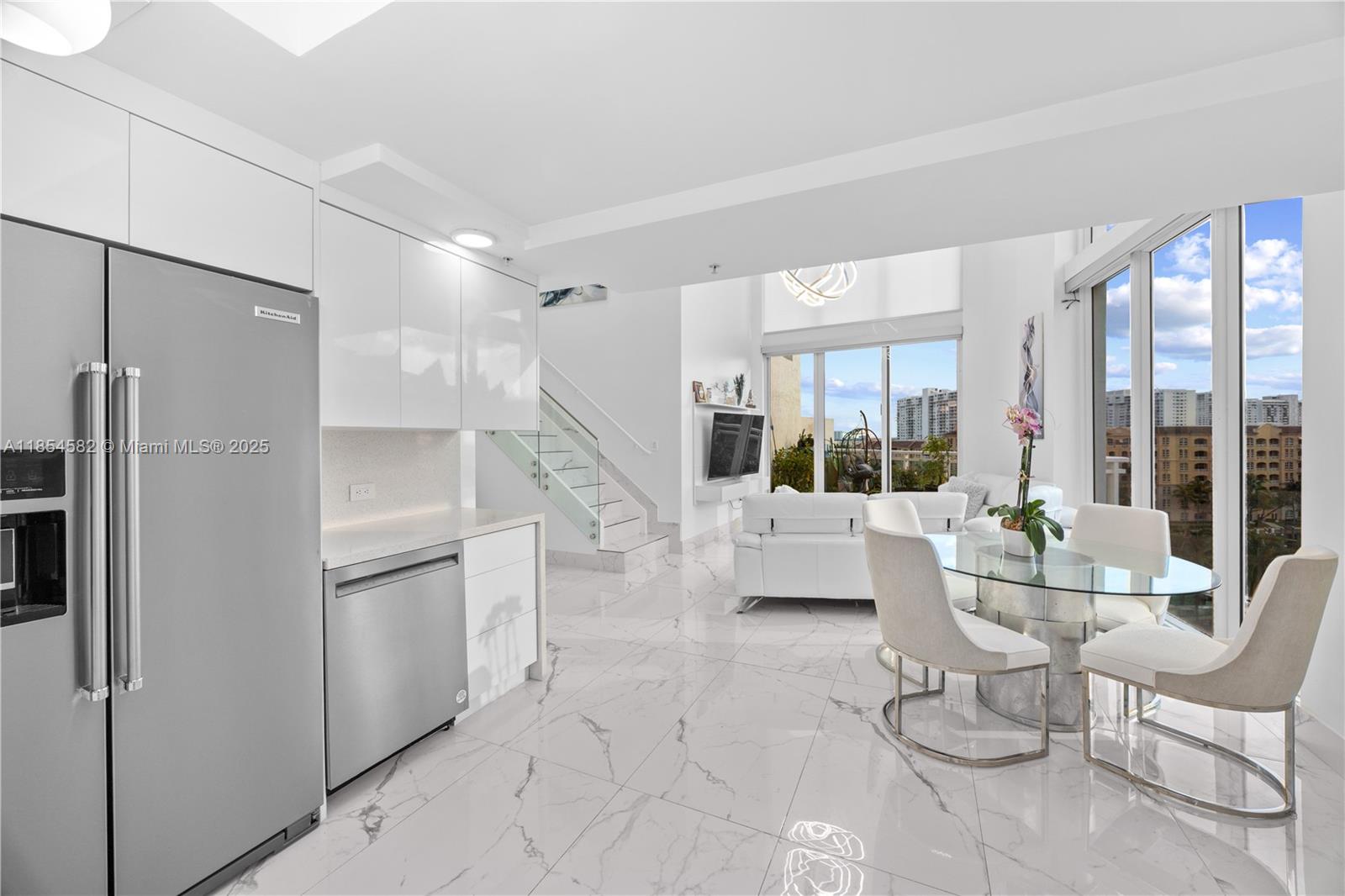 EASTSIDE AT AVENTURA COND - Residential Lease