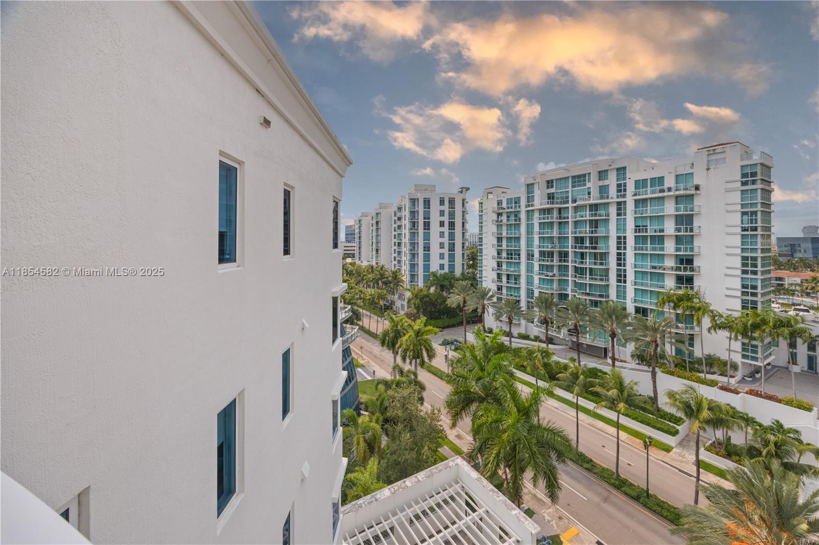 EASTSIDE AT AVENTURA COND - Residential Lease