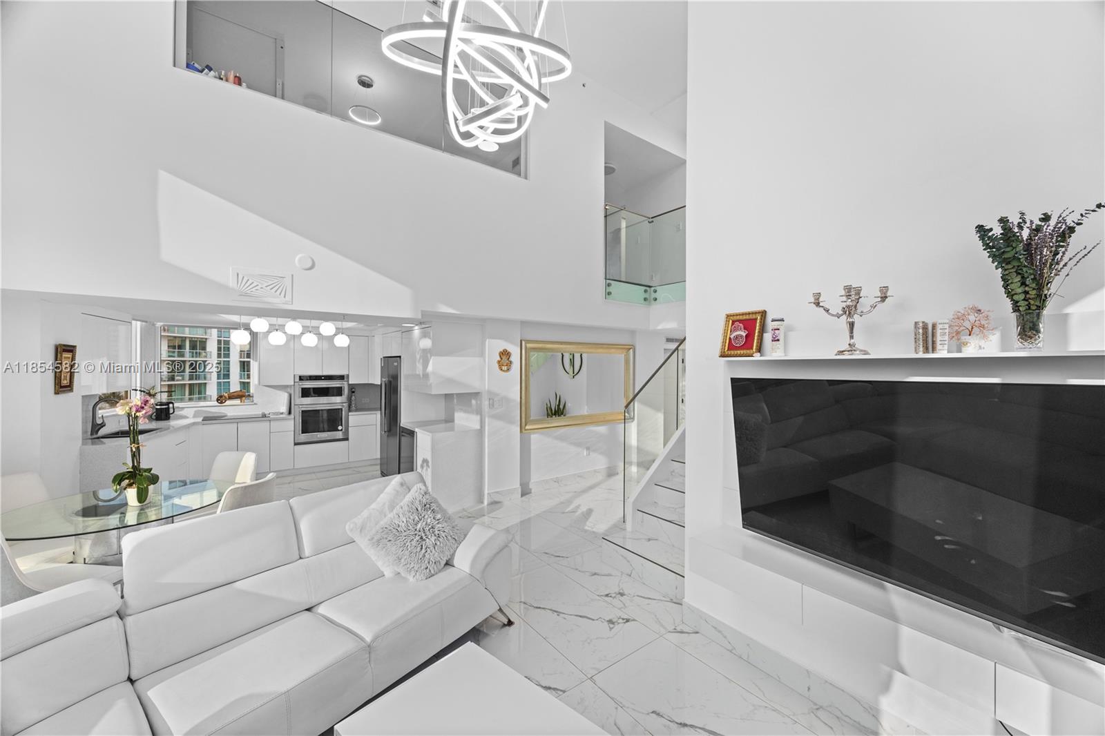 EASTSIDE AT AVENTURA COND - Residential Lease