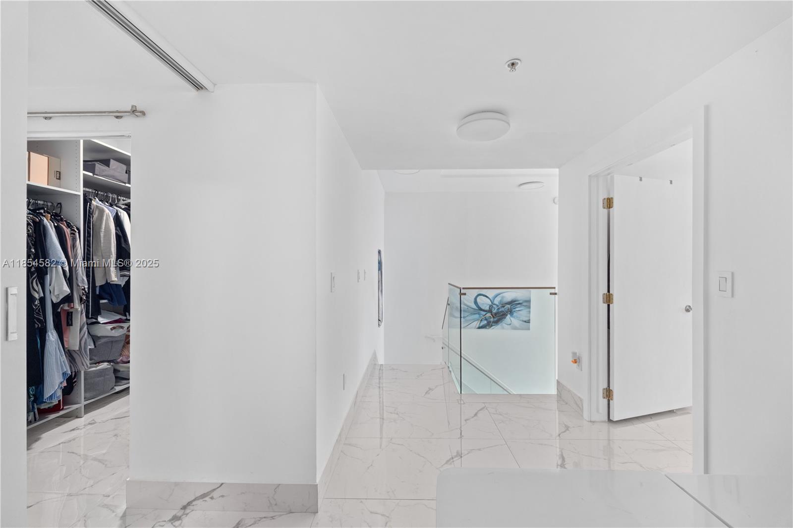 EASTSIDE AT AVENTURA COND - Residential Lease