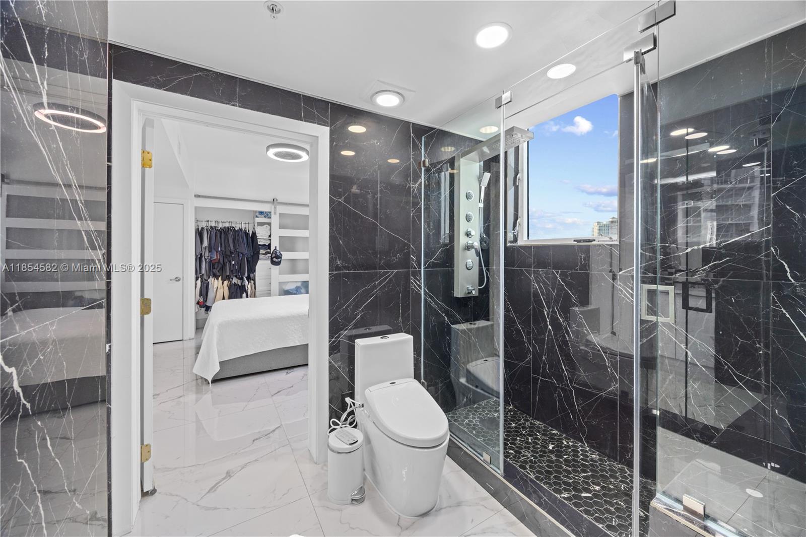 EASTSIDE AT AVENTURA COND - Residential Lease