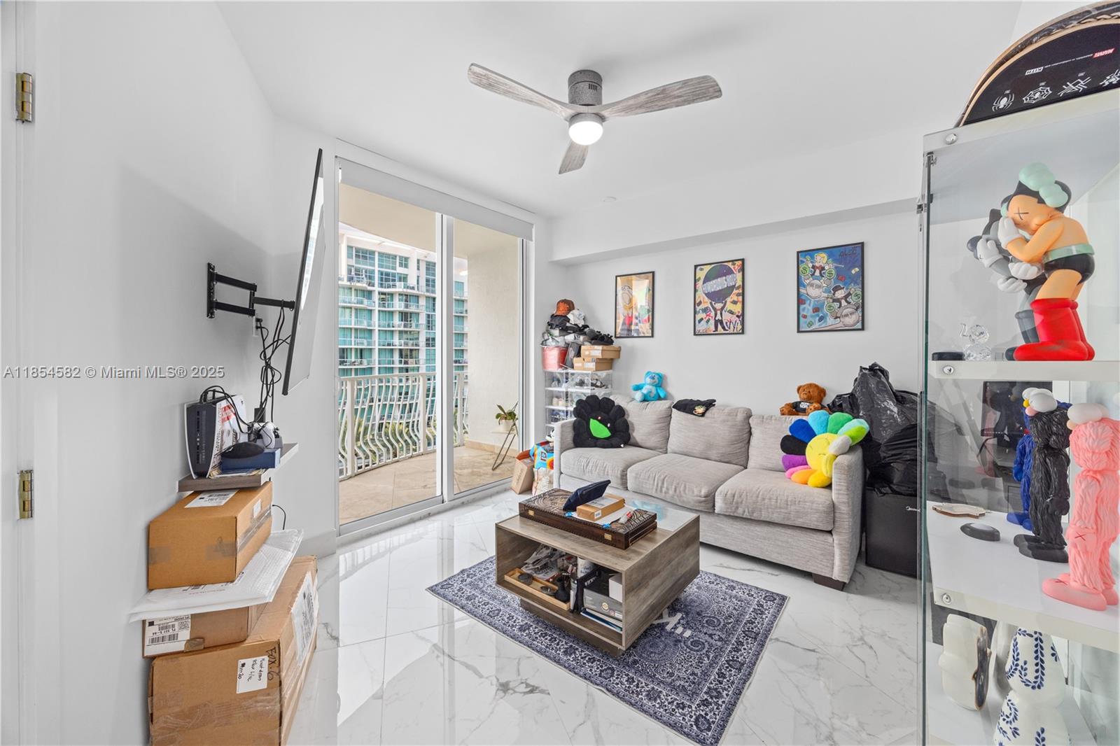 EASTSIDE AT AVENTURA COND - Residential Lease