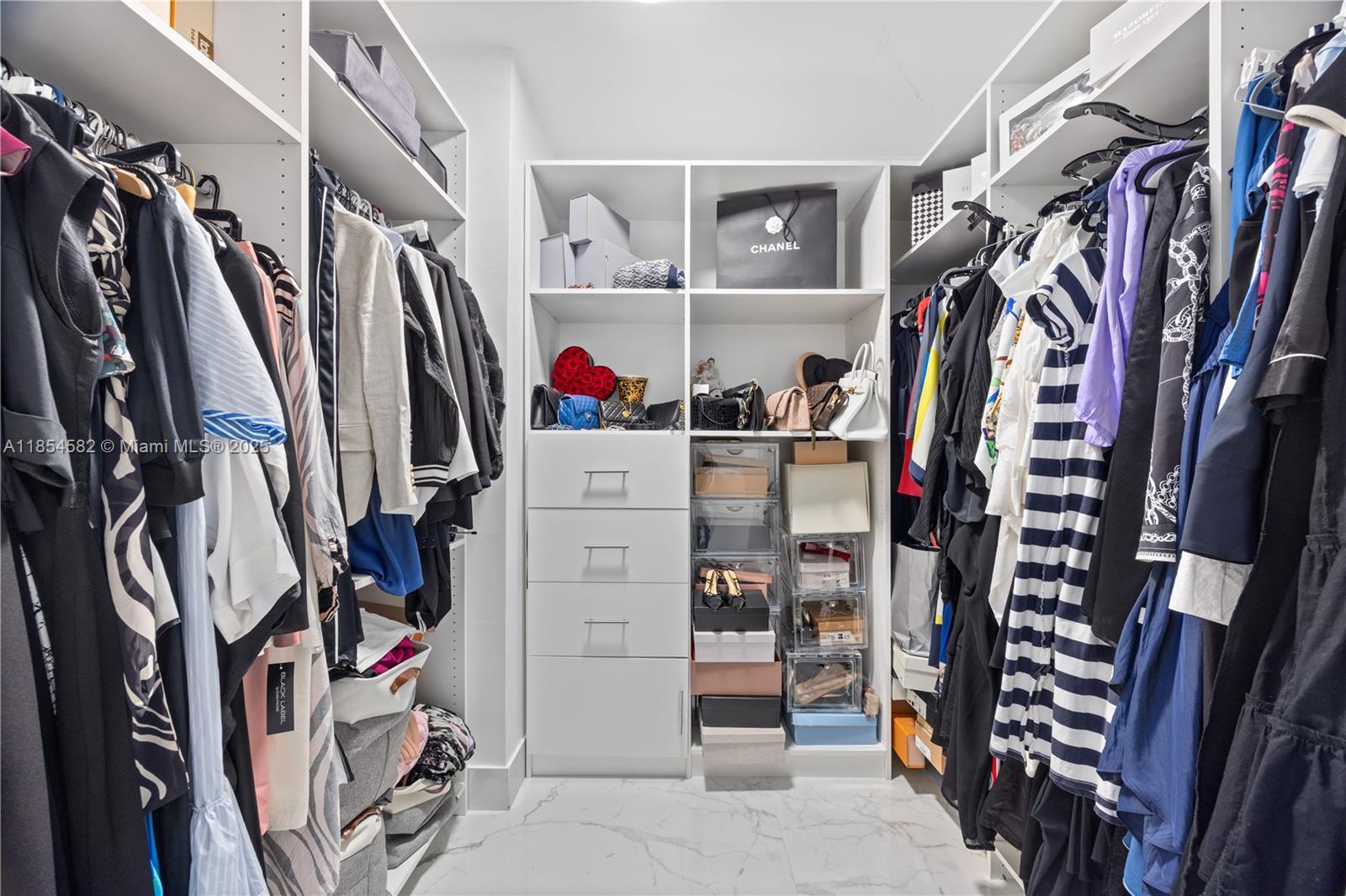 EASTSIDE AT AVENTURA COND - Residential Lease