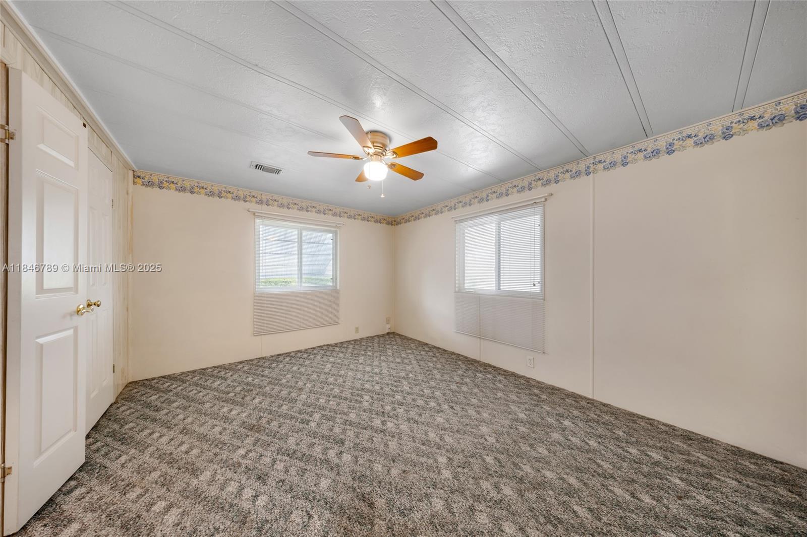 HIGHLAND MEADOWS ESTATES - Residential