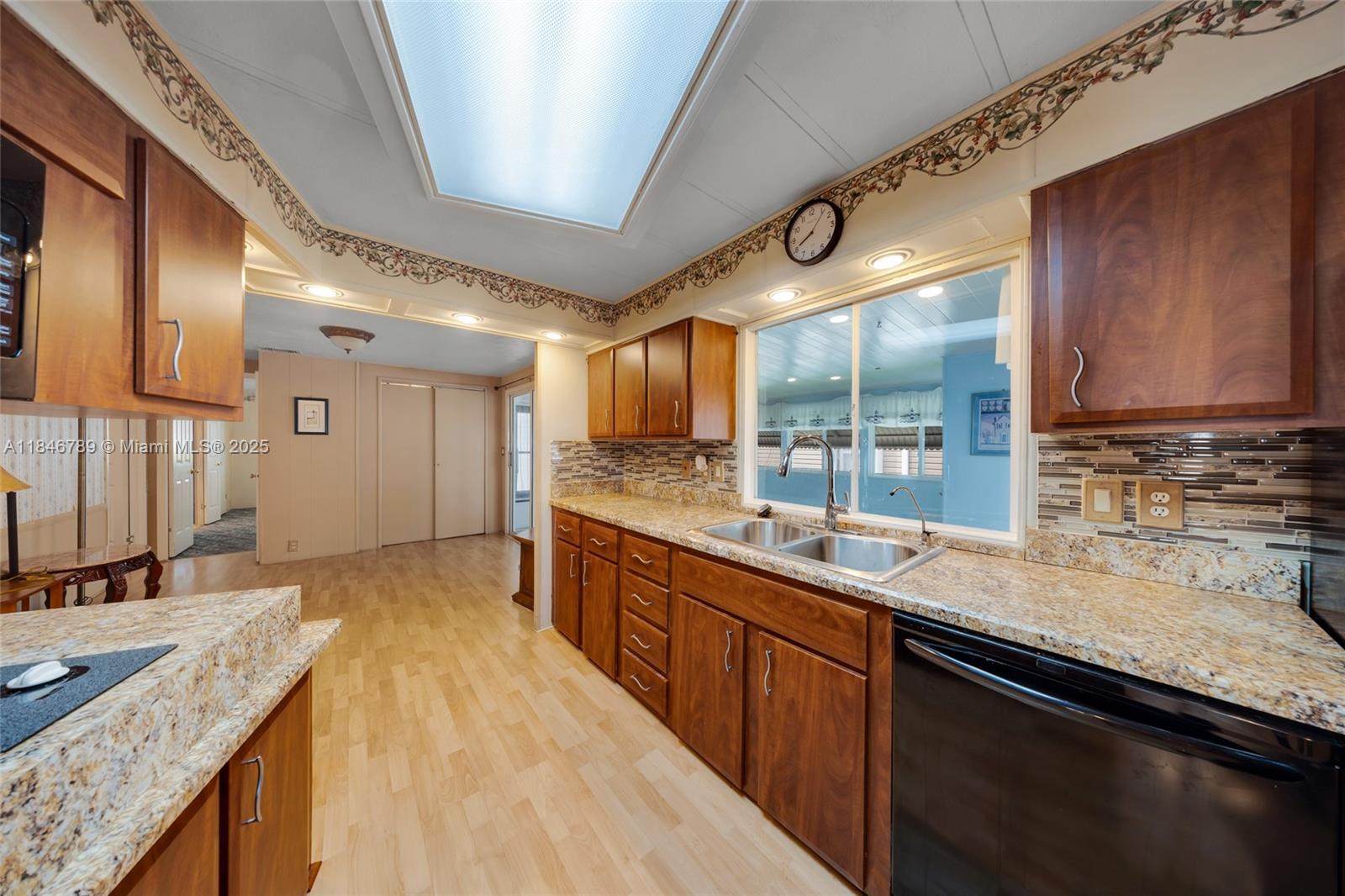 HIGHLAND MEADOWS ESTATES - Residential