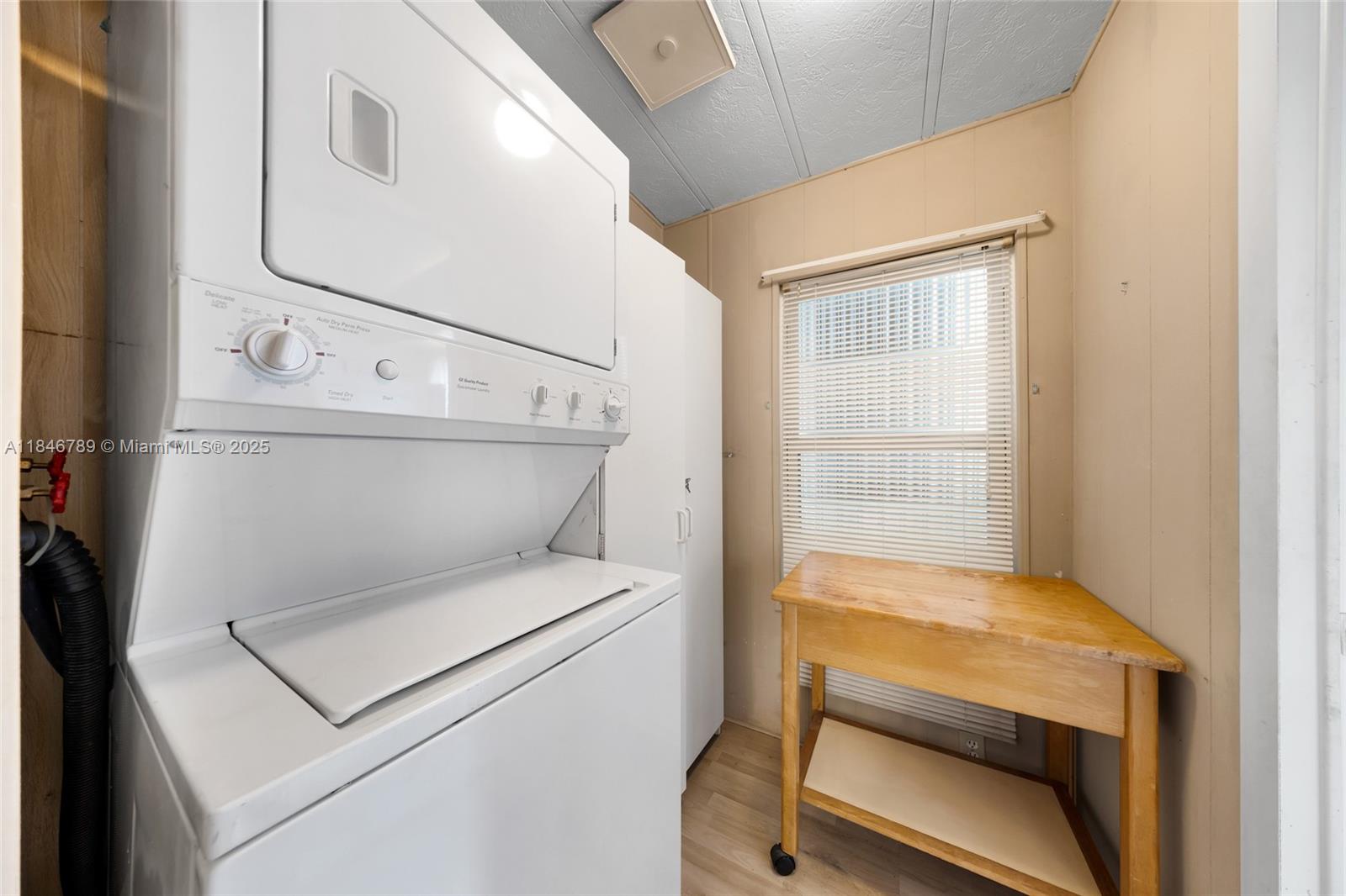 HIGHLAND MEADOWS ESTATES - Residential