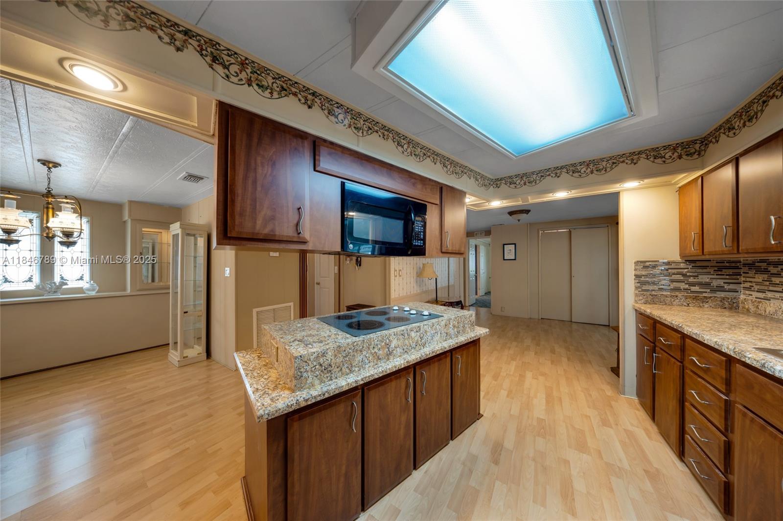 HIGHLAND MEADOWS ESTATES - Residential