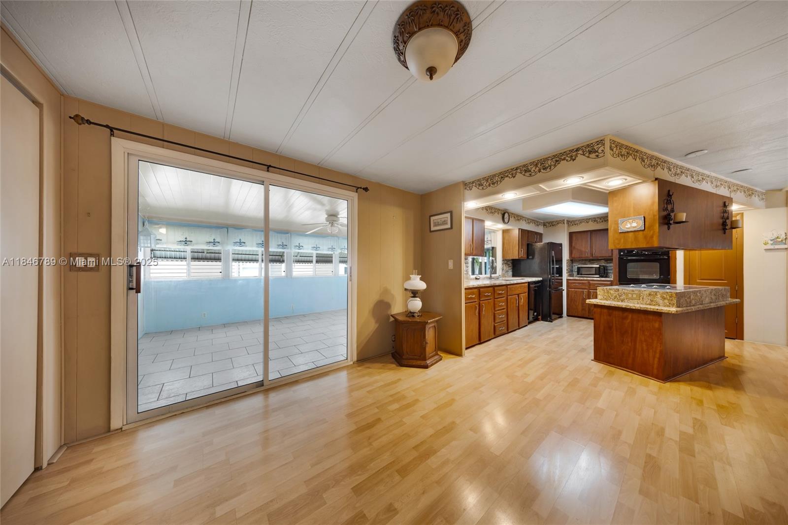 HIGHLAND MEADOWS ESTATES - Residential