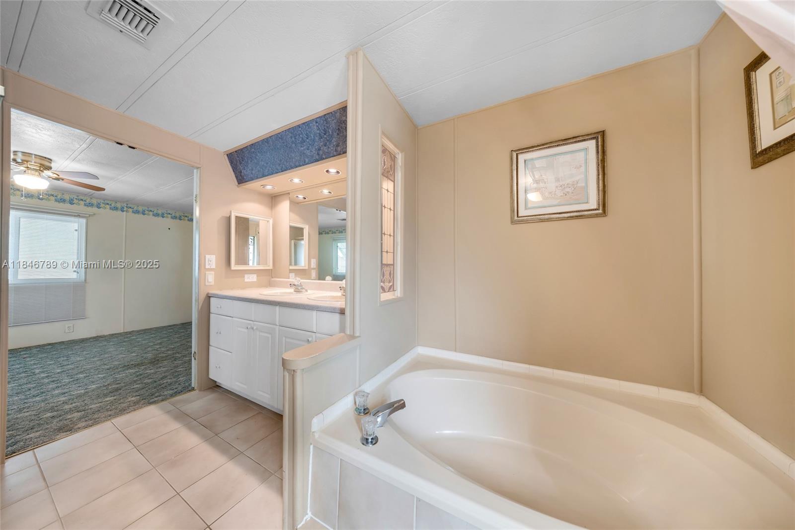 HIGHLAND MEADOWS ESTATES - Residential