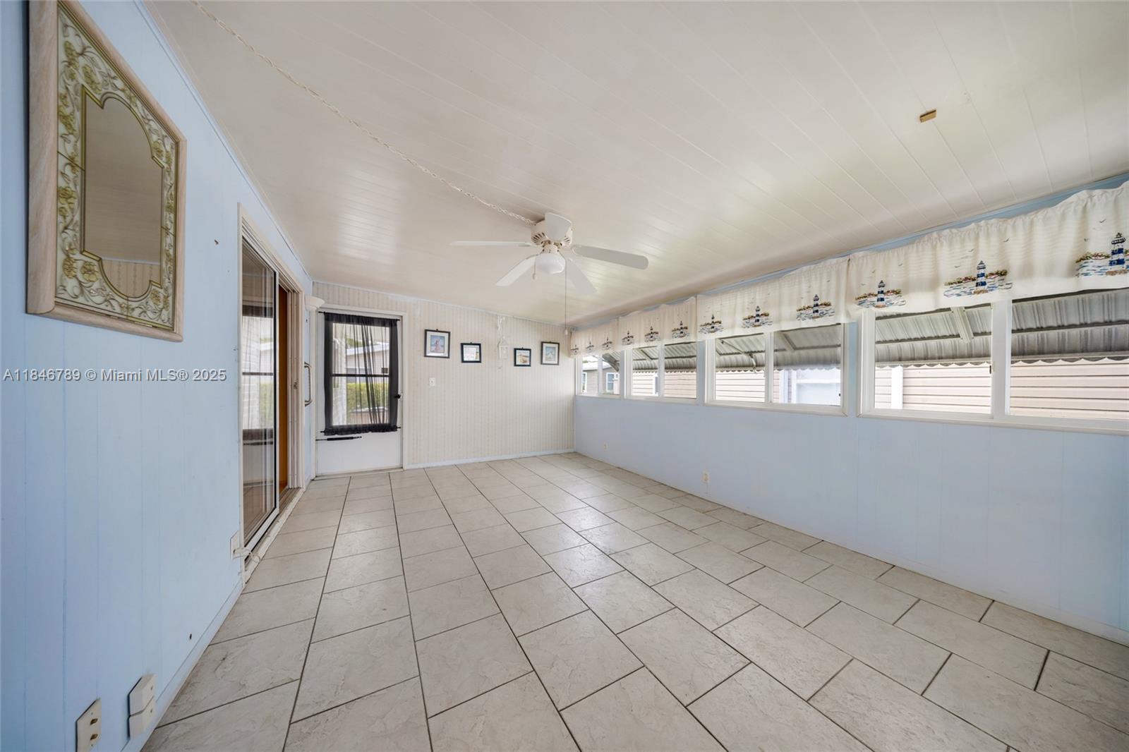 HIGHLAND MEADOWS ESTATES - Residential