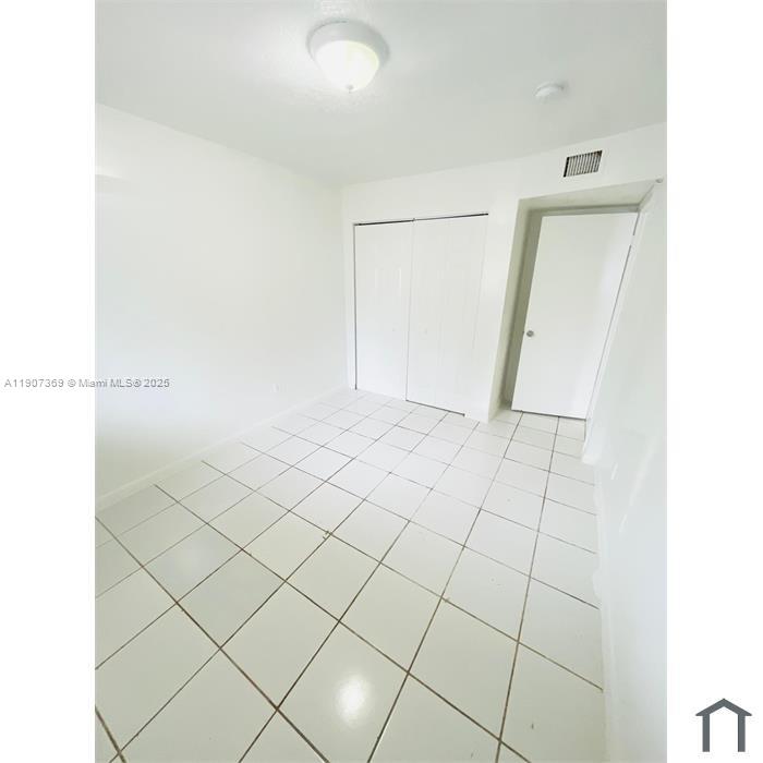 WATERSIDE TOWNHOMES SEC 2 - Residential Lease