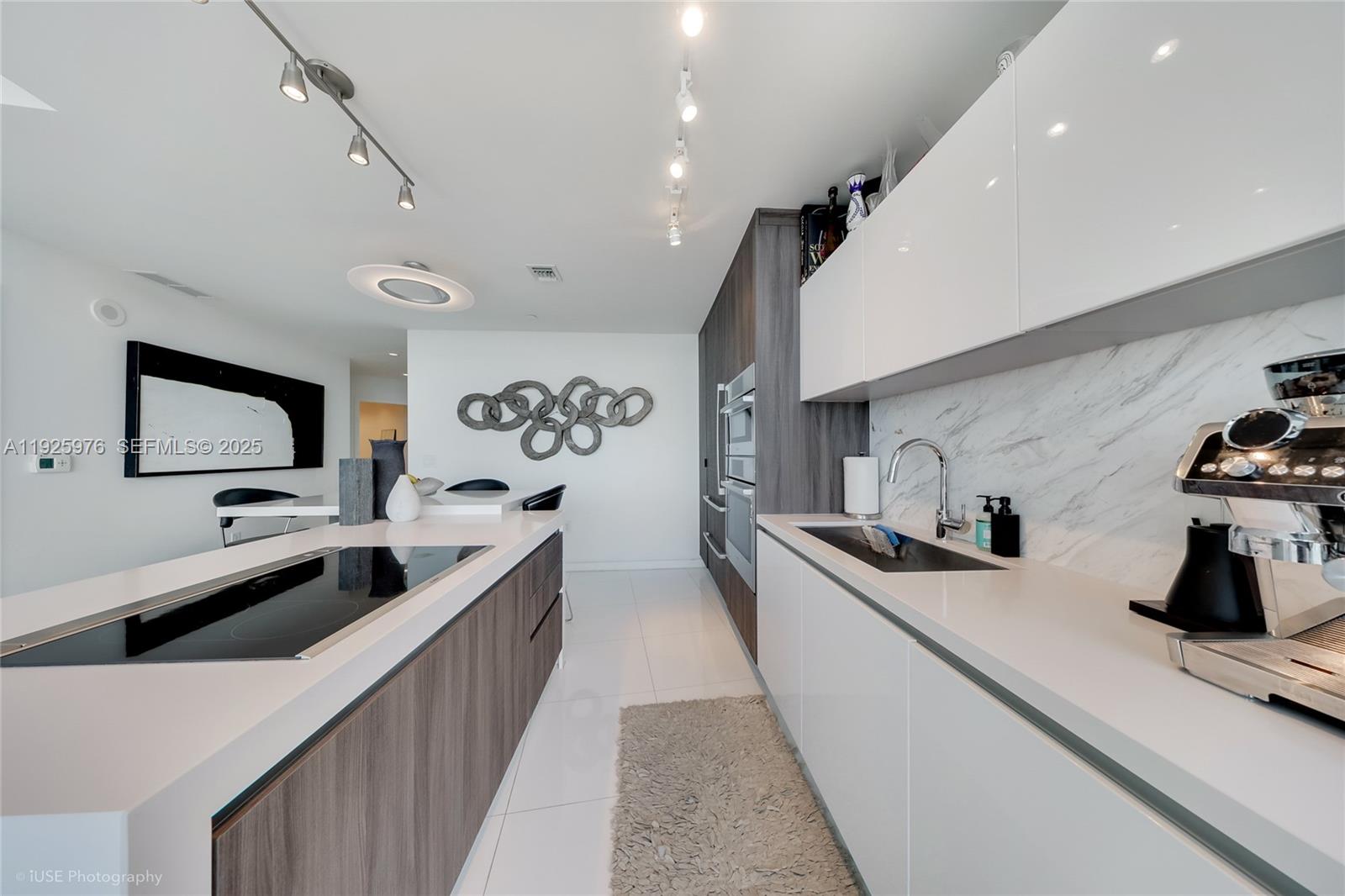 PARAMOUNT MIAMI WORLDCENT - Residential