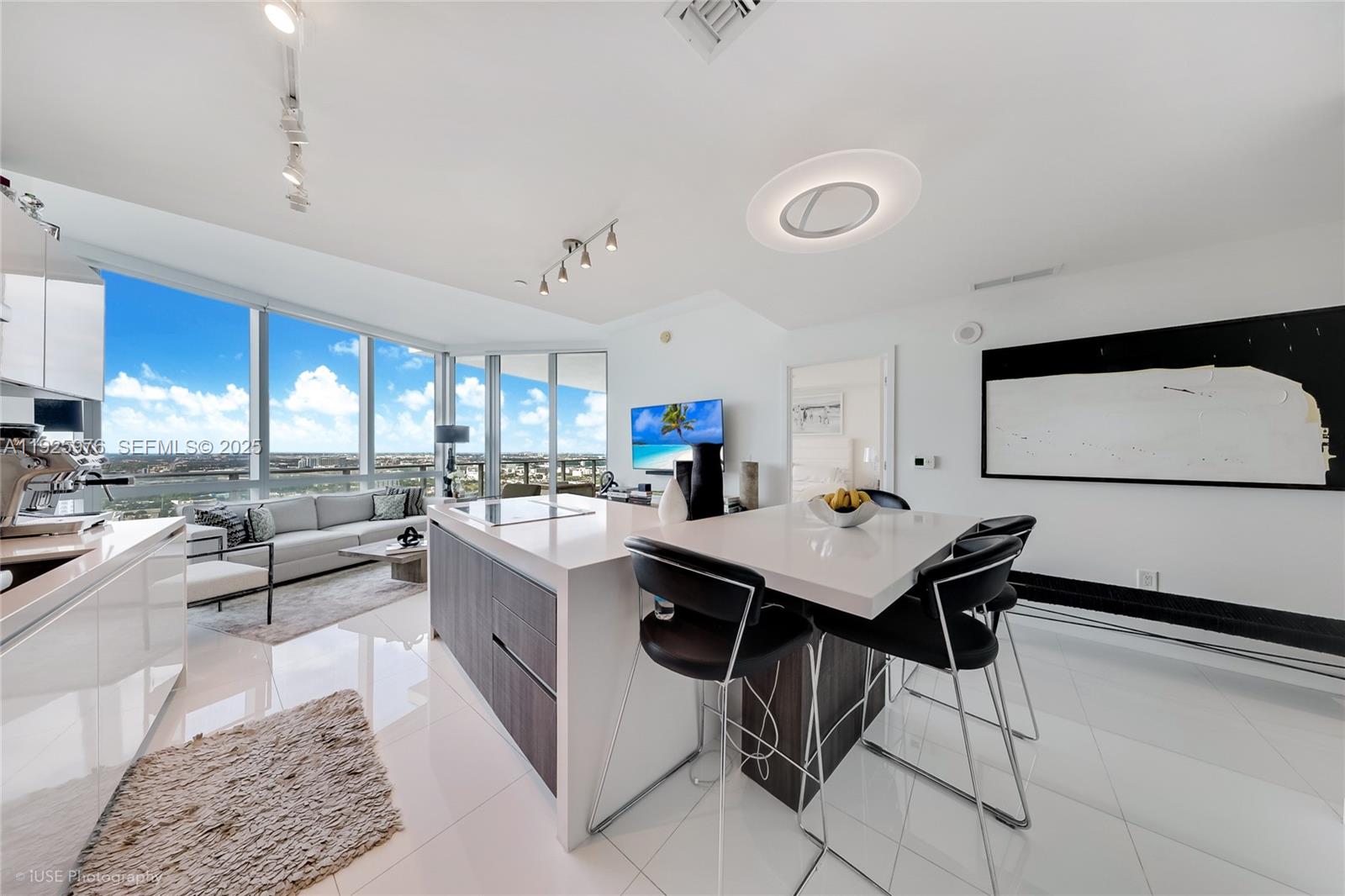 PARAMOUNT MIAMI WORLDCENT - Residential