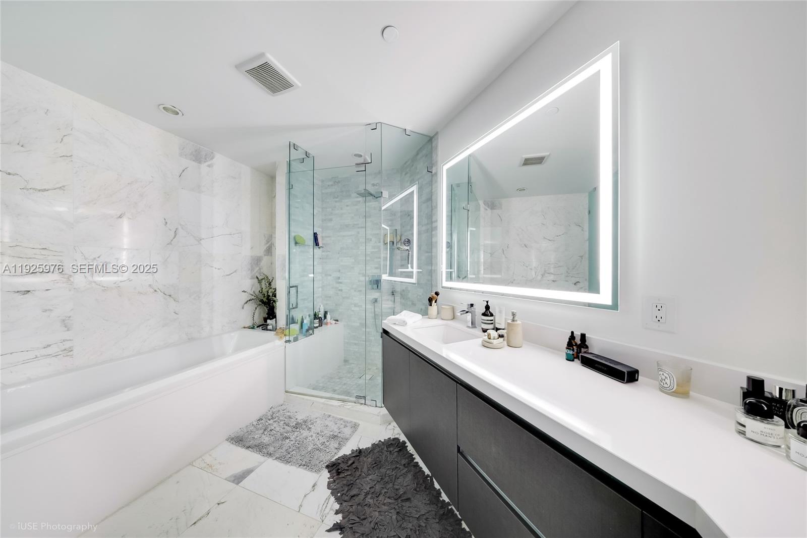 PARAMOUNT MIAMI WORLDCENT - Residential