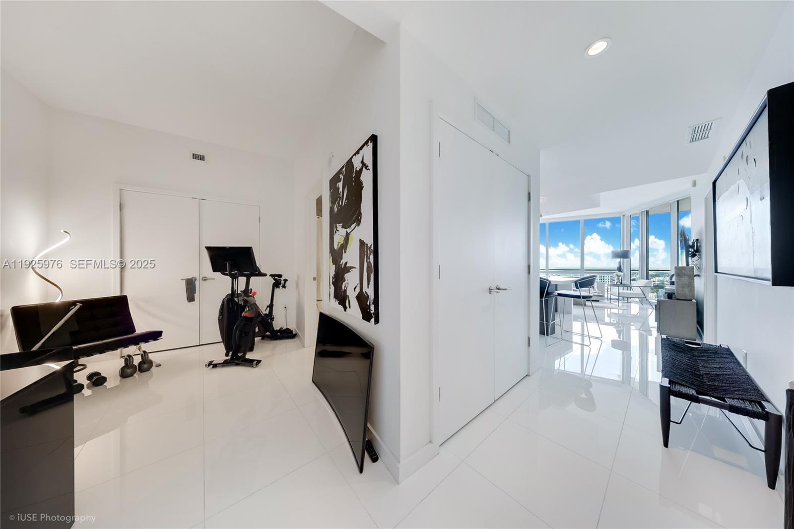 PARAMOUNT MIAMI WORLDCENT - Residential
