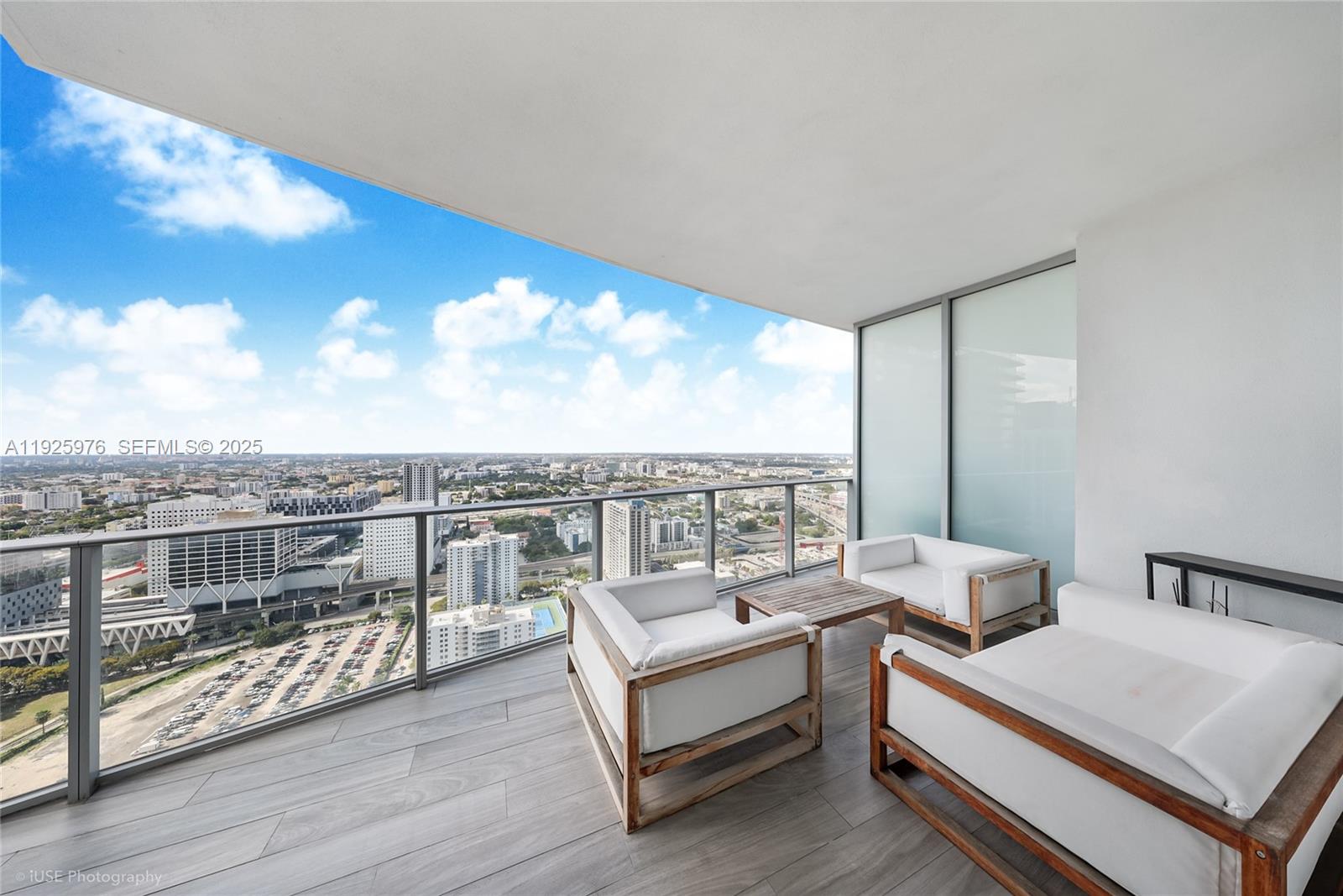 PARAMOUNT MIAMI WORLDCENT - Residential