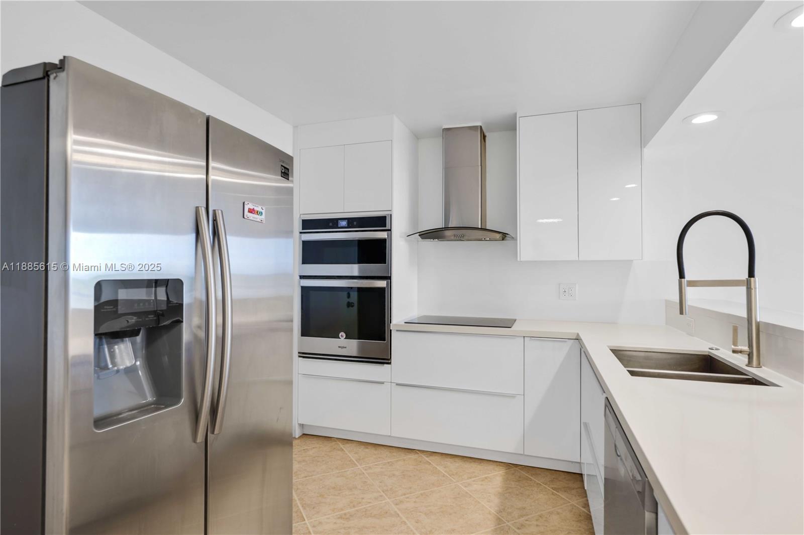 1500 S Ocean Dr 5C