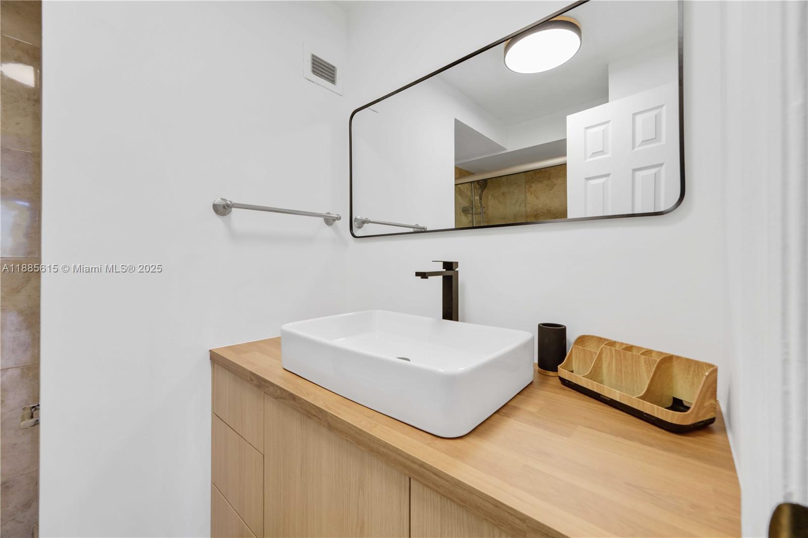 ALLINGTON TOWERS NORTH CO - Residential