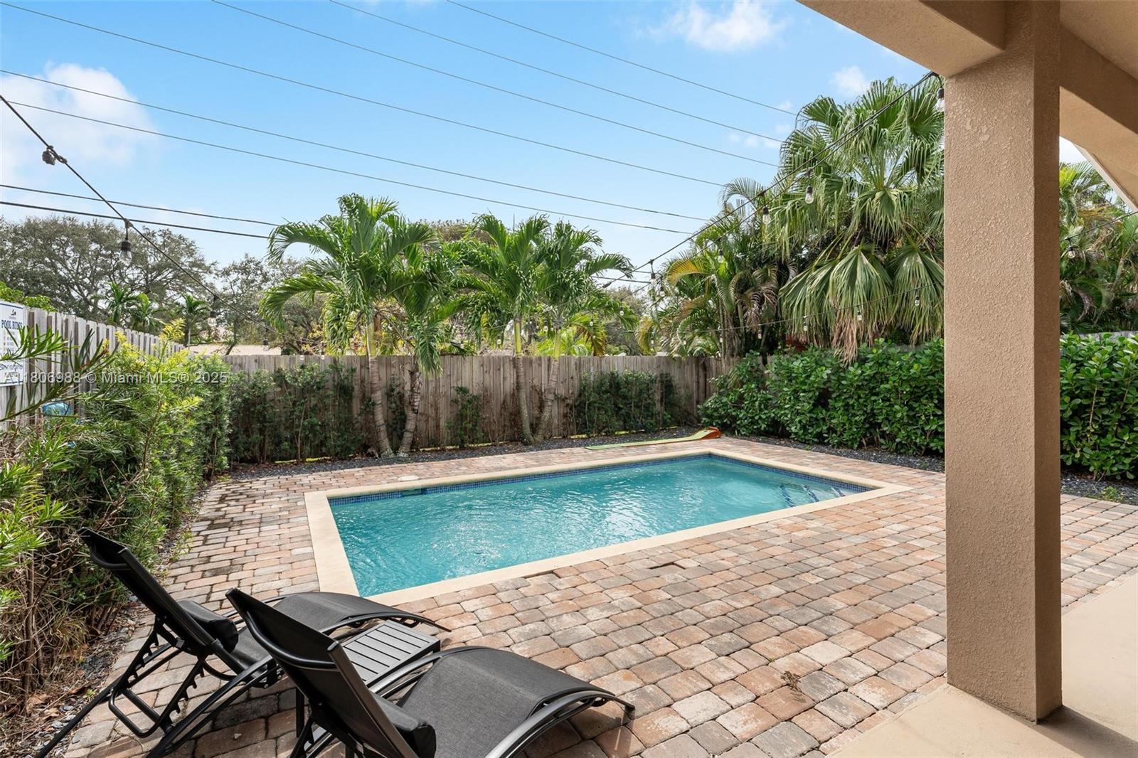 ESMONDA GARDENS - Residential