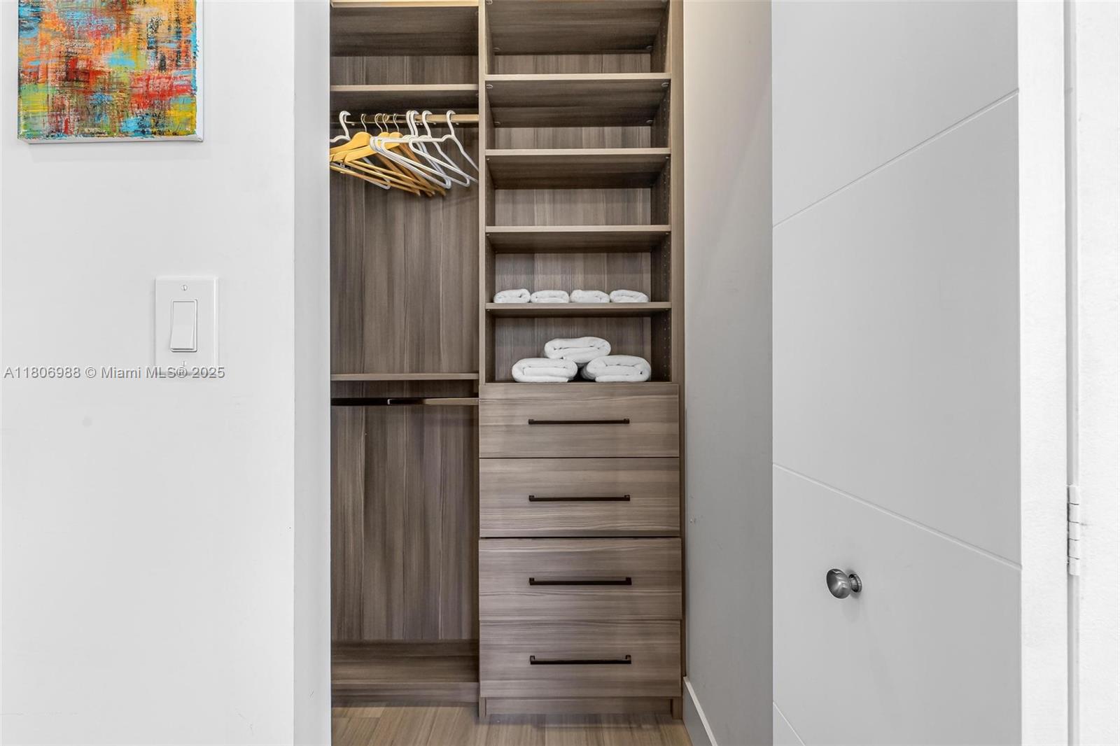 ESMONDA GARDENS - Residential