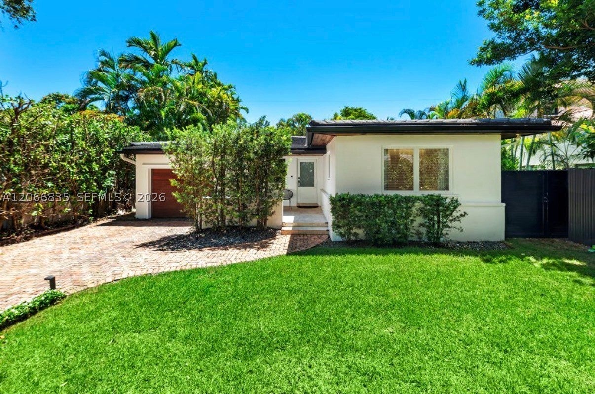 5711 Michelangelo St - Image 1