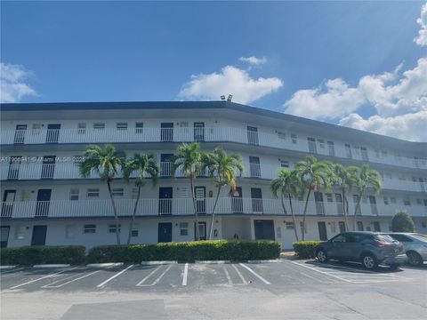 Photo of 443 NE 195th St #338, Miami, FL 33179 (MLS # A11906941)