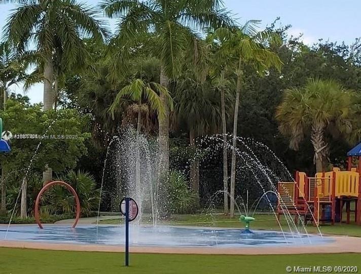 DORAL PK COUNTRY CL VILLA - Residential Lease