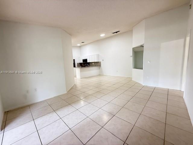 DORAL PK COUNTRY CL VILLA - Residential Lease