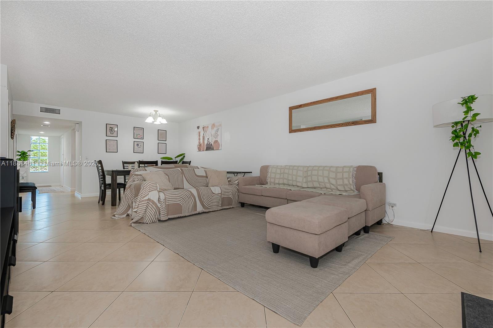 RACQUET CLUB APARTMENTS A - Residential