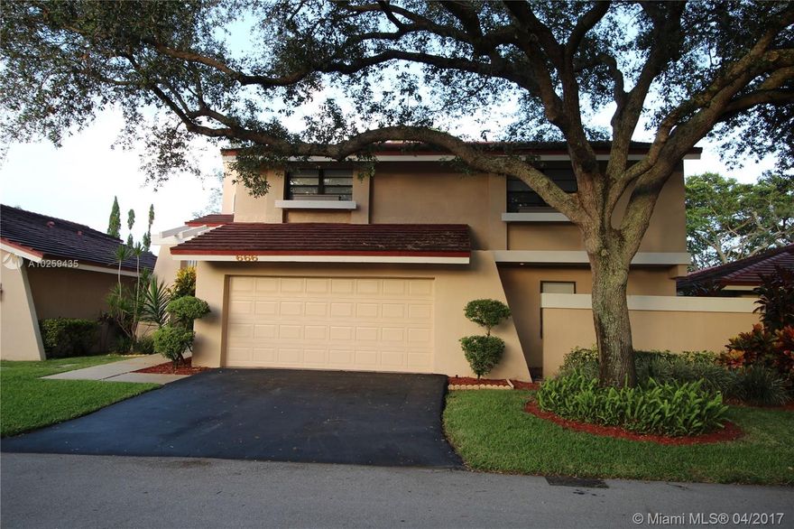 Beautiful 2 stories single family home with 3 bedrooms, 2 1/2 bathrooms. Master bedroom overlooks a lake with spacious new deck to relax and have your cup of coffee in the morning. Bathrooms are updated with custom cabinetry, Shower glass door, double sinks and more. House is very bright with East exposure and many sliding doors, It has brand new Porcelain tile throughout downstairs. Kitchen has been redesigned and updated with Stainless steels appliances and Quartz counter top. Large Outside patio with Marble bricks and enough room for a pool, Jacuzzi and BBQ, Great for entertainment. House has many extras and it shows beautifully.