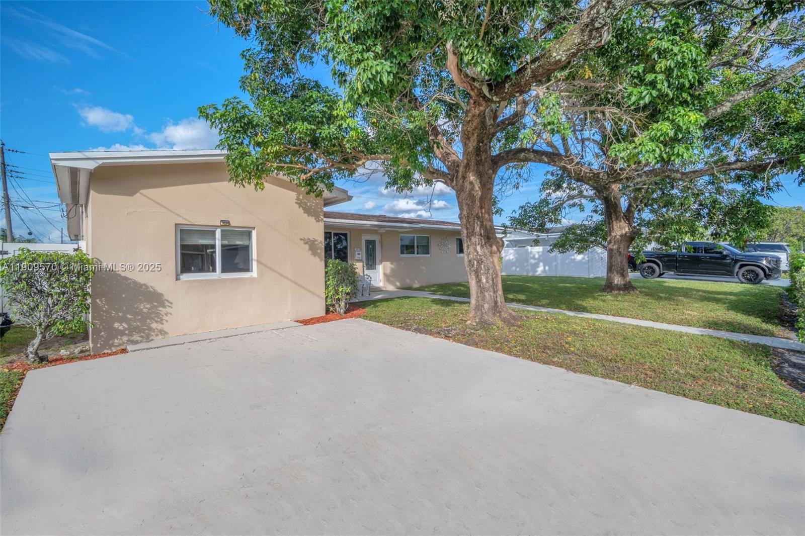 BOULEVARD HEIGHTS SEC 11 - Residential